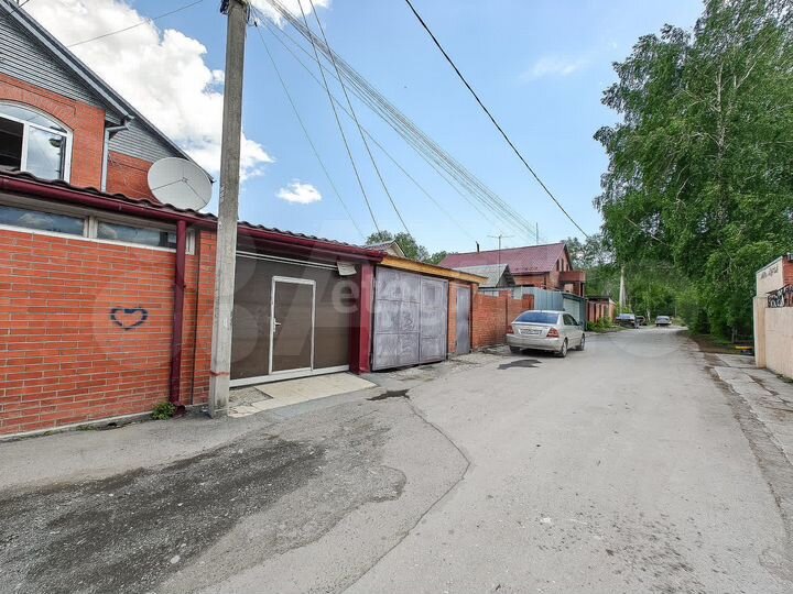 Коттедж 187,3 м² на участке 3 сот.