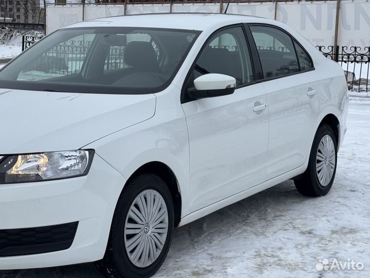 Skoda Rapid 1.6 AT, 2018, 235 000 км