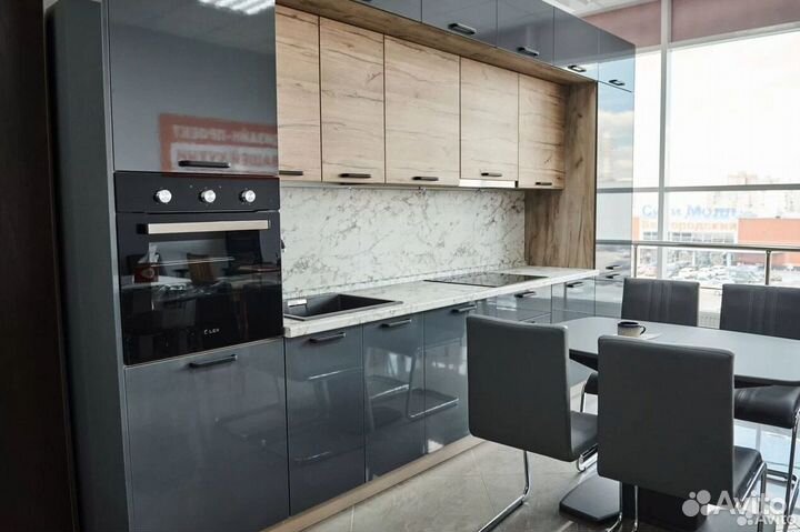 Кухонный гарнитур на заказ от фабрики