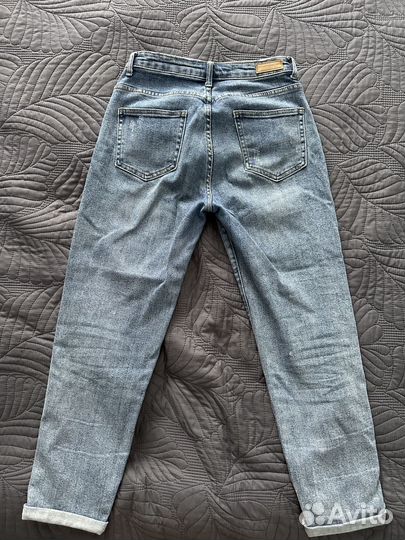 Джинсы женские