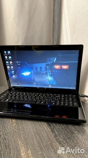 Ноутбук Lenovo 15.6/ram 4gb/SSD новый/офис дом