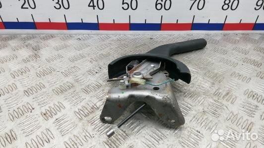 Рычаг ручного тормоза (ручник) dodge caliber (6BR1