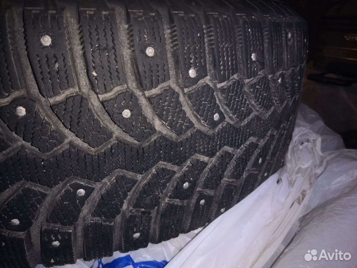R17 Bridgestone Blizzak Nordic 255/65, PCD 6x114.3 DIA 56.1