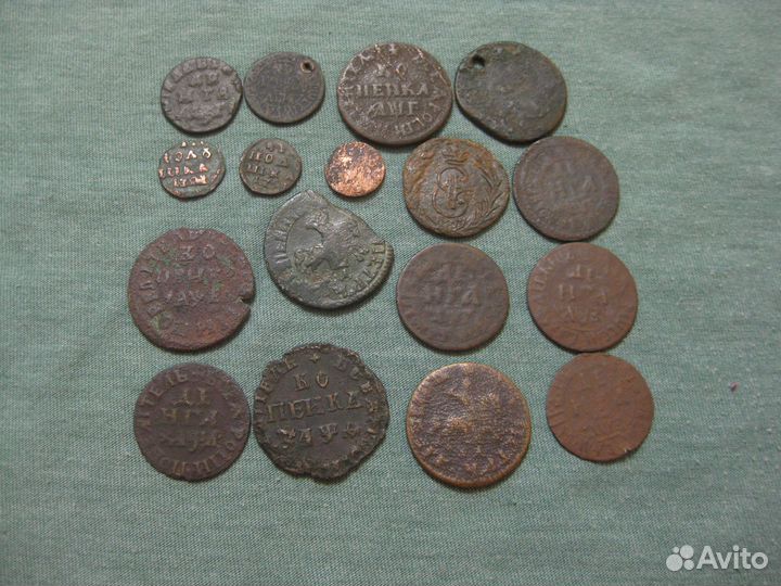 Монеты Петра 1 и сибирская монета.оригиналы