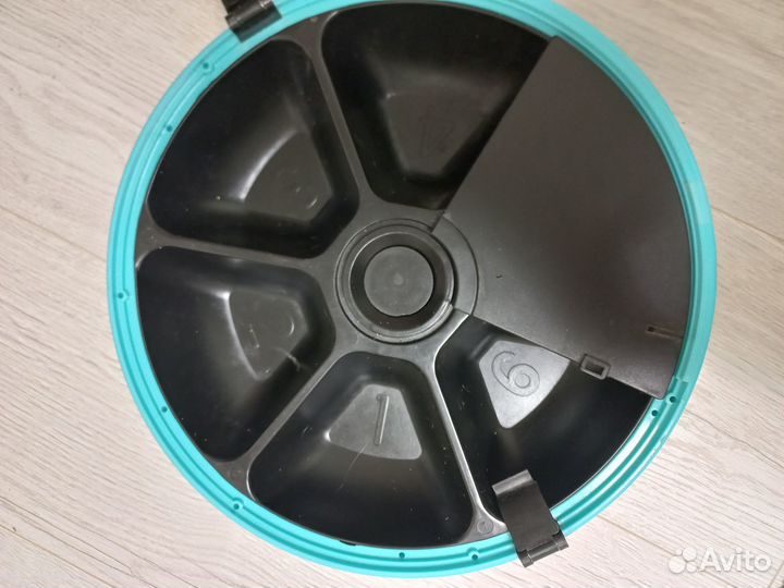 Автоматическая кормушка для кошек Feed-Ex