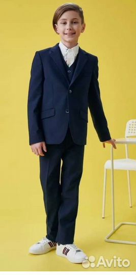 Костюм тройка для мальчика 128
