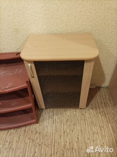 Тумба прикроватная