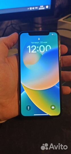 Телефон iPhone 10