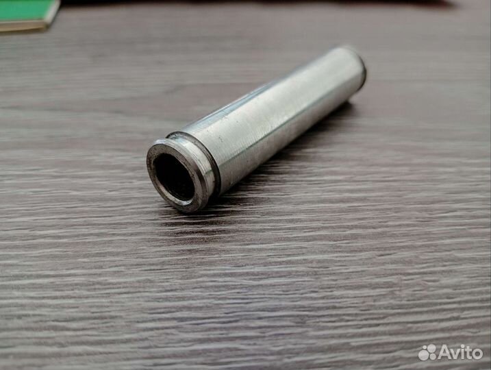 Направляющие суппорта Suzuki Jimny