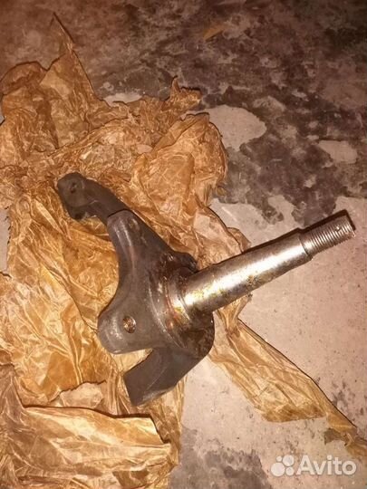 Поворотные кулаки и на Москвич 408, 412 и 2140