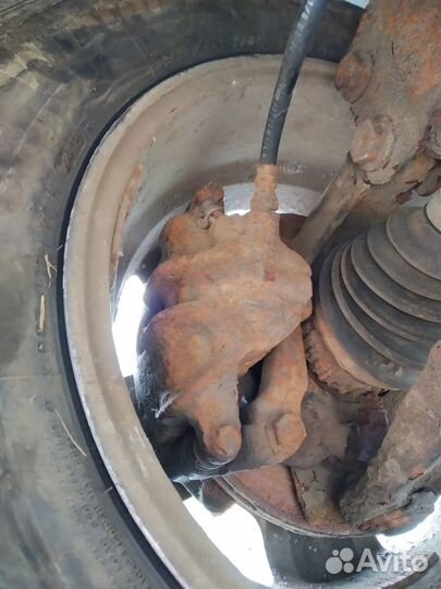 Суппорт передний правый левый Рено Сафран Шафран