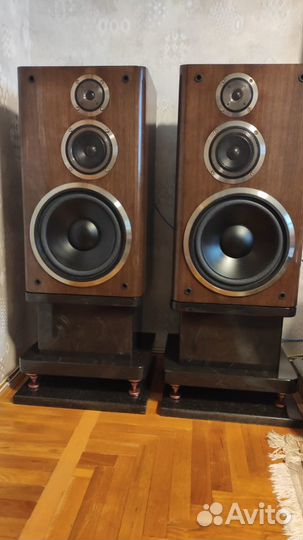 Стойки под акустику (Под заказ,искусств. камень)