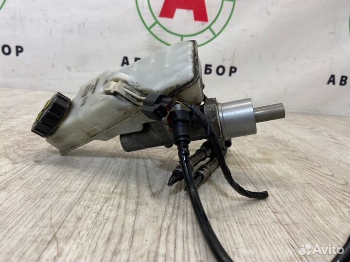 Главный тормозной цилиндр Ford Kuga DR txda 2011