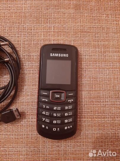 Телефон Samsung