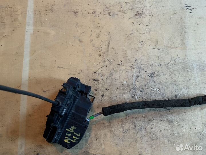 Замок двери Renault Логан Передний левый