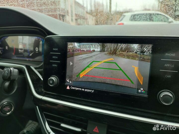 Камера заднего вида VAG с траекторией под ключ