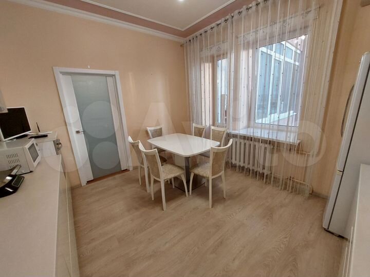 2-к. квартира, 95 м², 2/9 эт.