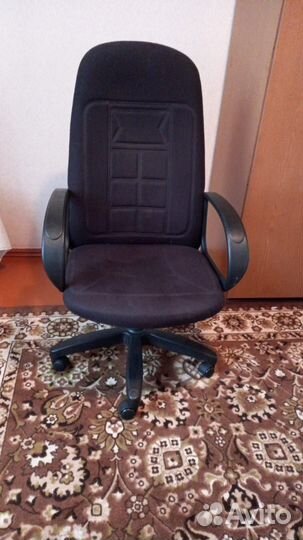 Компьютерное кресло