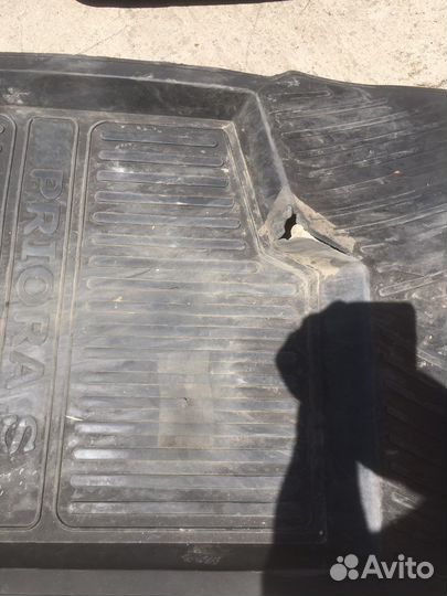 Коврики на priora