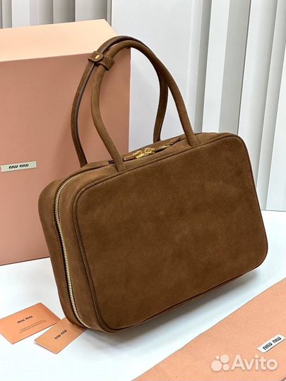 Сумка замшевая коричневая miu miu