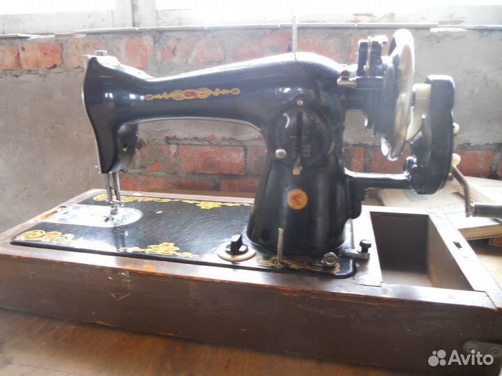 Швейная машина