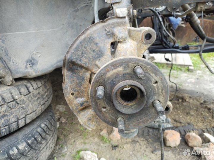 Кулак поворотный Kia Spectra 1.6 S6D 2008