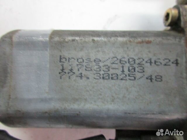 Моторчик стеклоподъемника Mercedes Benz Axor