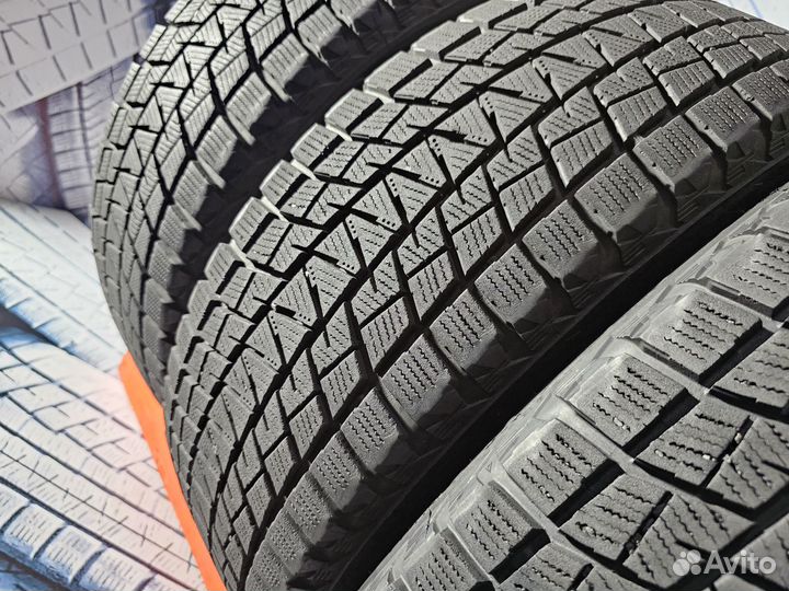 Bridgestone Blizzak DM-V1 225/65 R17