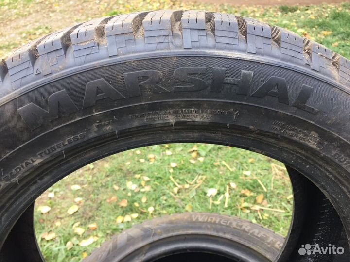 Marshal WinterCraft Ice WI31 205/55 R16 91