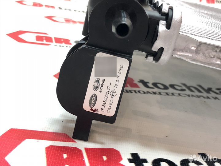 Основной радиатор охлаждения №8450006437. Renault