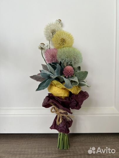 Композиция из сухоцветов