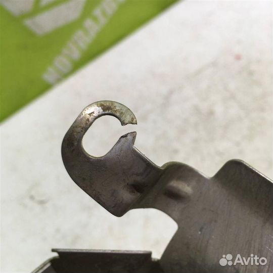 Кронштейн (сопут. товар) Фольксваген Пассат Б6