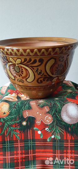 Керамический горшок с крышкой