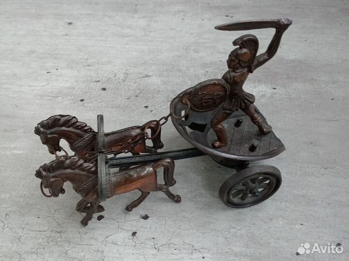 Старинный воин, Гладиатор в колеснице