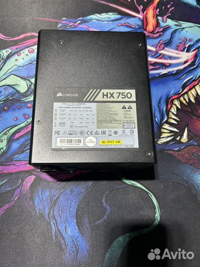 Блок питания Corsair HX750