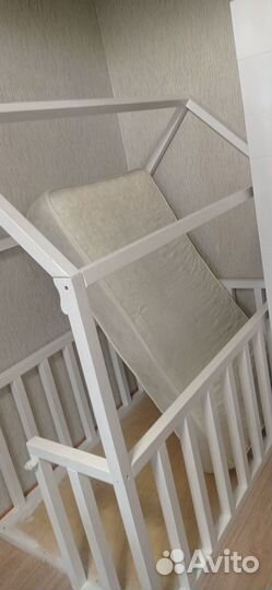 Детская кровать домик с матрасом