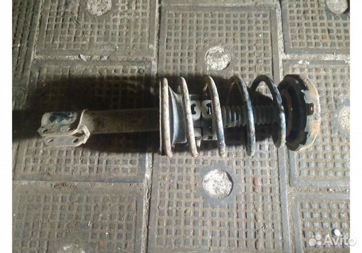 Стойка передняя в сборе Renault 19 2