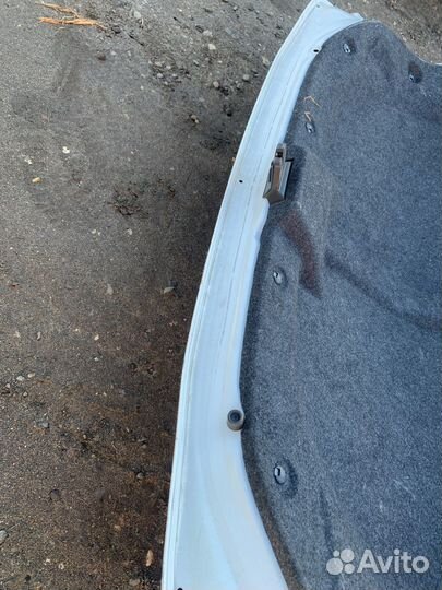 Крышка багажника Toyota Camry 40