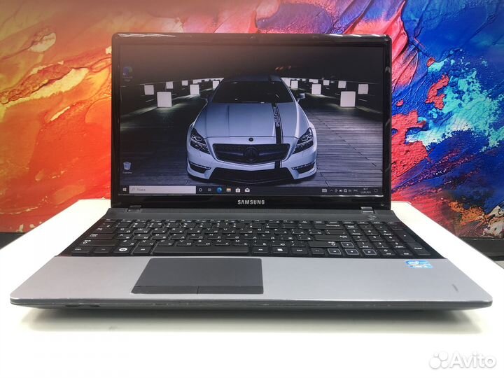 Samsung NP300E5A i5-2450M/6GB/1TB/Nvidia 520M 1GB