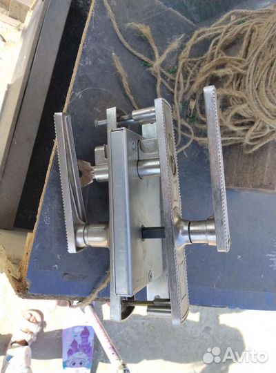 Замок для входной двери бу