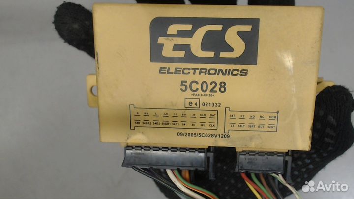 Блок управления прицепного устройства Mitsubishi L