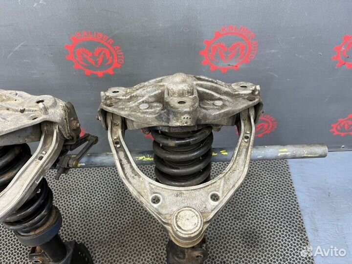 Стойки амортизаторы передние Volkswagen Touareg