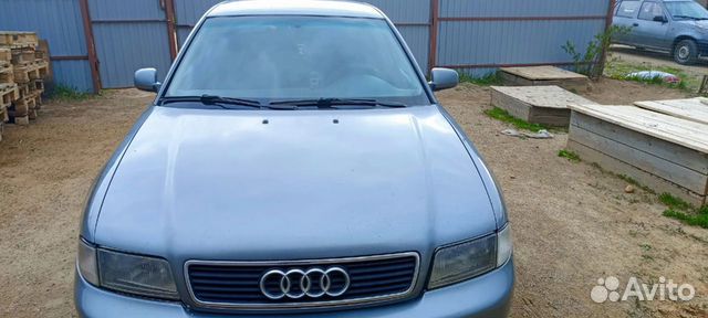 Audi A4 1.8 AT, 1999, 303 000 км с пробегом, цена 350000 руб.