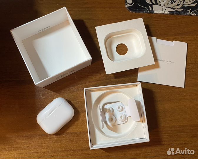 Беспроводные наушники airpods pro