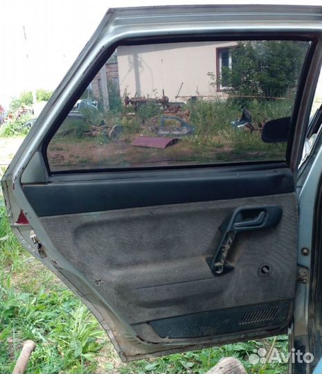 Дверь задняя левая ваз 2112