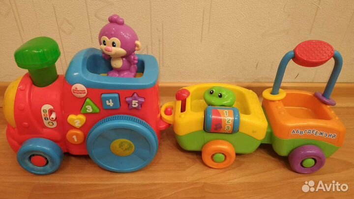 Паровоз Fisher Price