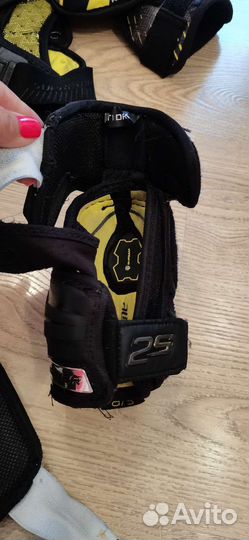 Детская хоккейная форма, налокотник, нагрудник