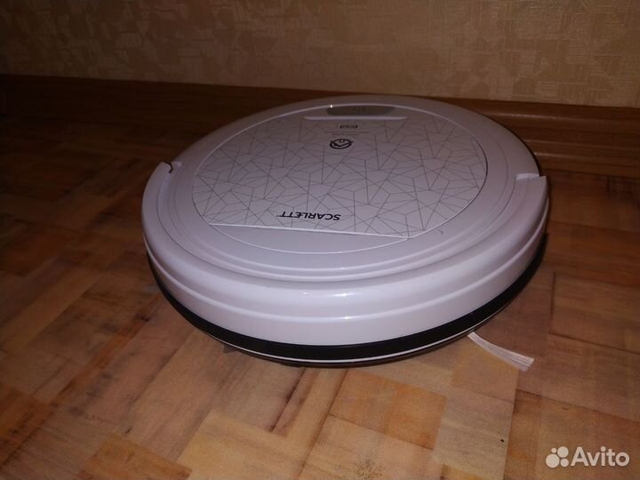 Робот-пылесос Scarlett SC - VC80R21