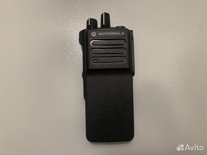 Цифровая радиостанция Motorola DP4400e VHF