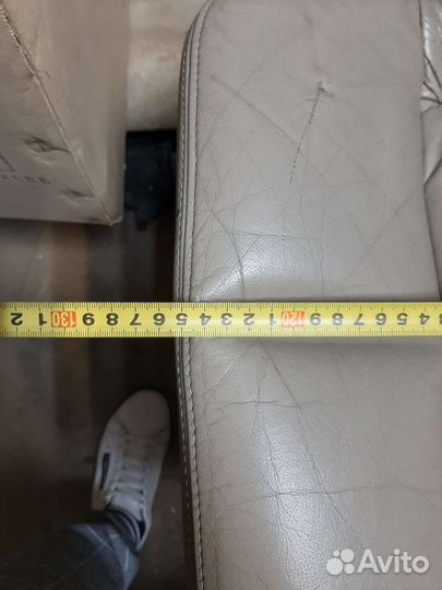 Кожа.задний диван
